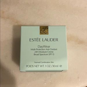 Estée Lauder DayWear Cream